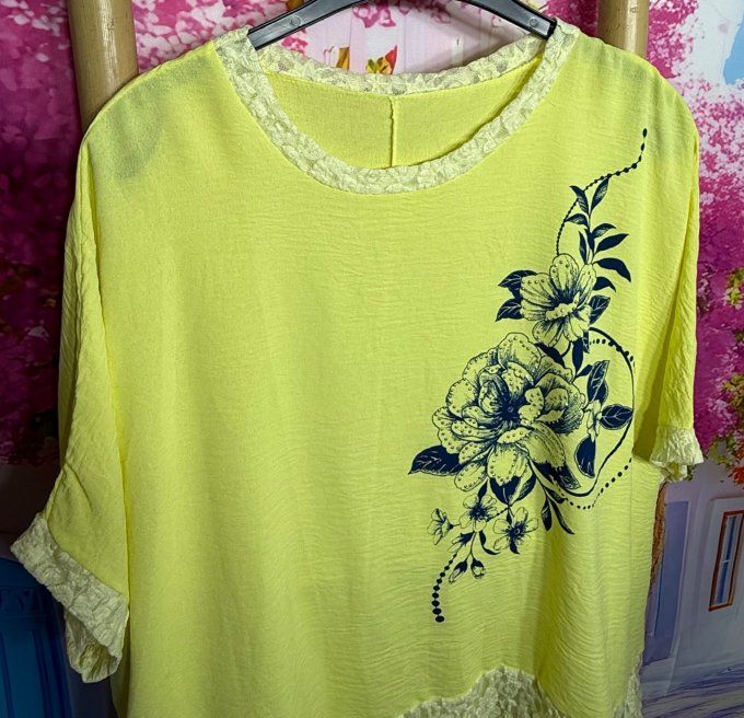 Tunique oversize jaune pastel dentelle assortie Fleurs marines strass argentés du 42 au 56/58