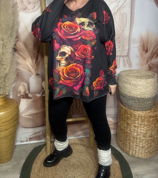 Top noir doublé fine polaire Mexican Skulls & Roses douceur +++ du 40 au 52 