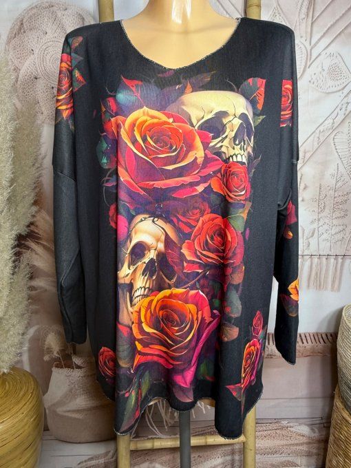 Top noir doublé fine polaire Mexican Skulls & Roses douceur +++ du 40 au 52 