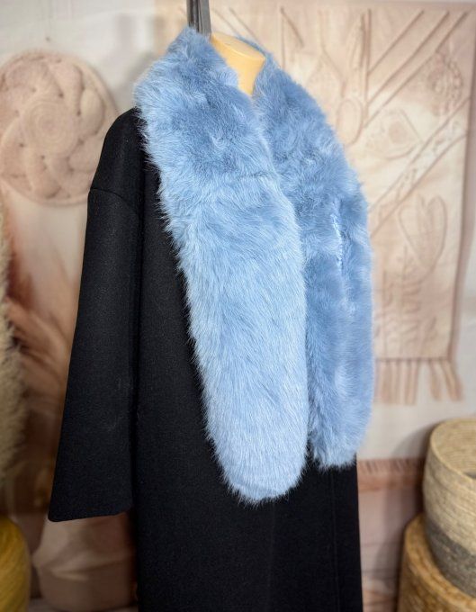 Echarpe fausse fourrure Bleu clair toute doublée et ajustable douceur ++++ TOUTES TAILLES