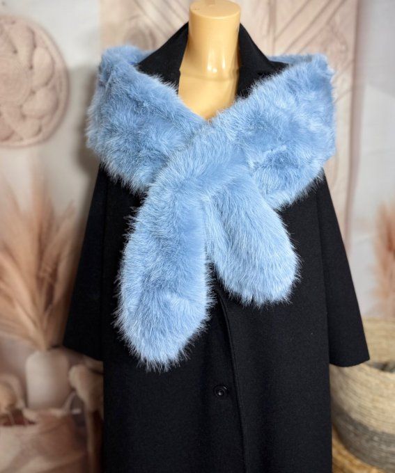 Echarpe fausse fourrure Bleu clair toute doublée et ajustable douceur ++++ TOUTES TAILLES