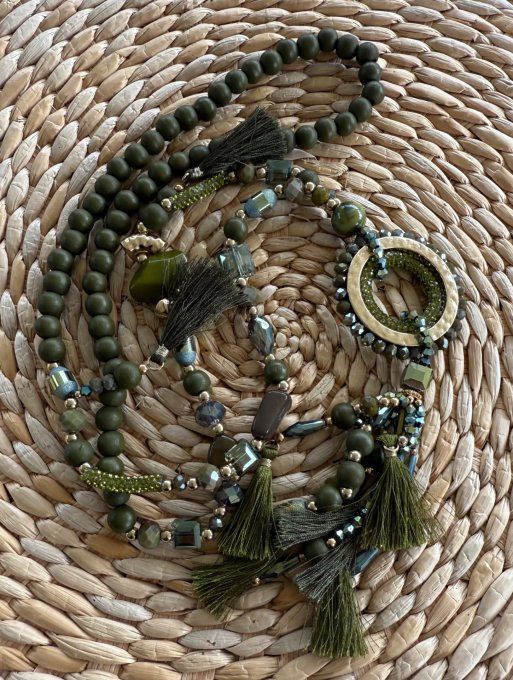 Sautoir camaïeu de verts & kaki perles verre pendentif rond qualité +++