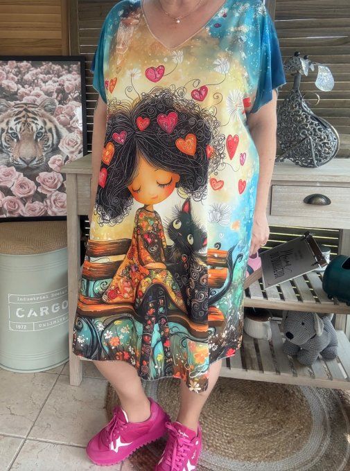 Robe courte ou tunique longue La Fillette et son chat du 42 au 52 