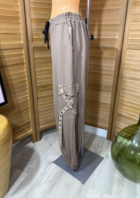 pantalon cargo ample taupe faintaisie oeillets argentés  ++++ du 42 au 52/54 