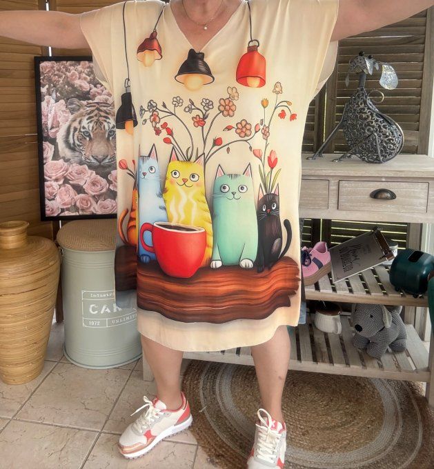 Robe courte ou tunique longue multicolore L'adorable Famille Chats du 42 au 52  