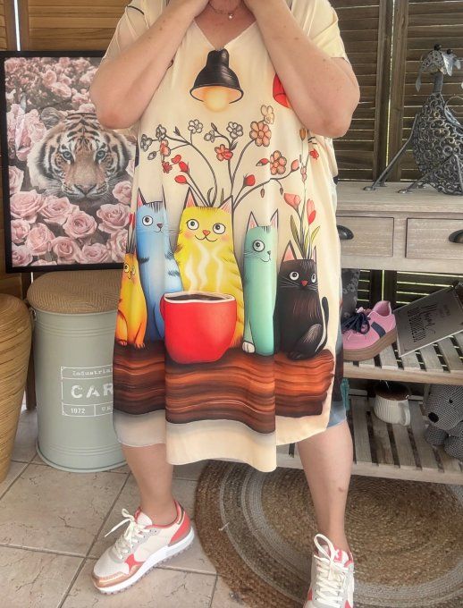 Robe courte ou tunique longue multicolore L'adorable Famille Chats du 42 au 52  