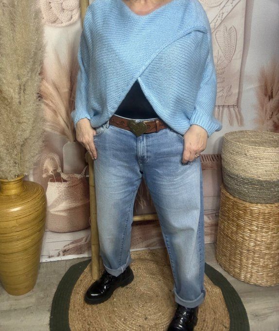 Pull court croisé bleu ciel douceur +++ (du 40 au 52) ou en version "chauffe-épaule" jusqu'au 58/60 