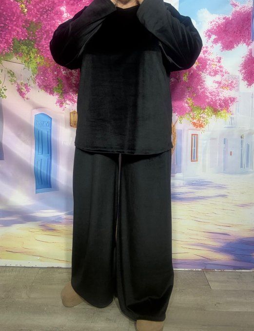 Pyjama ou ensemble "cocooning" velours ras noir Douceur ++++ du 40 au 52