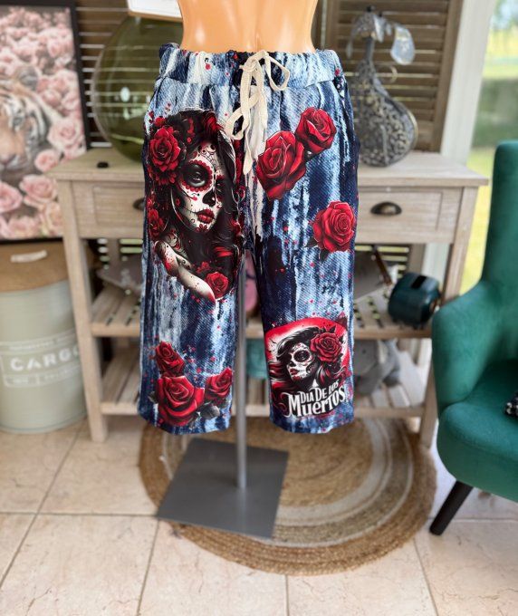 pantacourt (dit magique) effet jeans bleu délavé Skulls Catarina Tattoo Girl du 40 au 50/52 