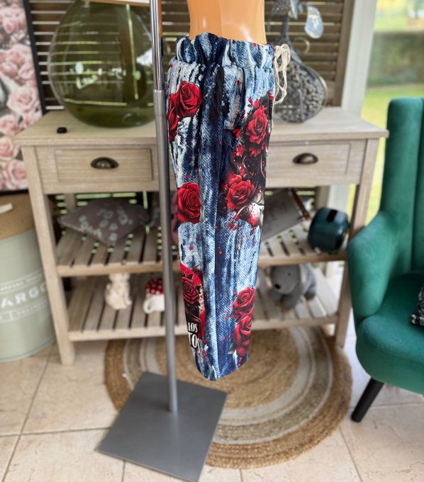 pantacourt (dit magique) effet jeans bleu délavé Skulls Catarina Tattoo Girl du 40 au 50/52 