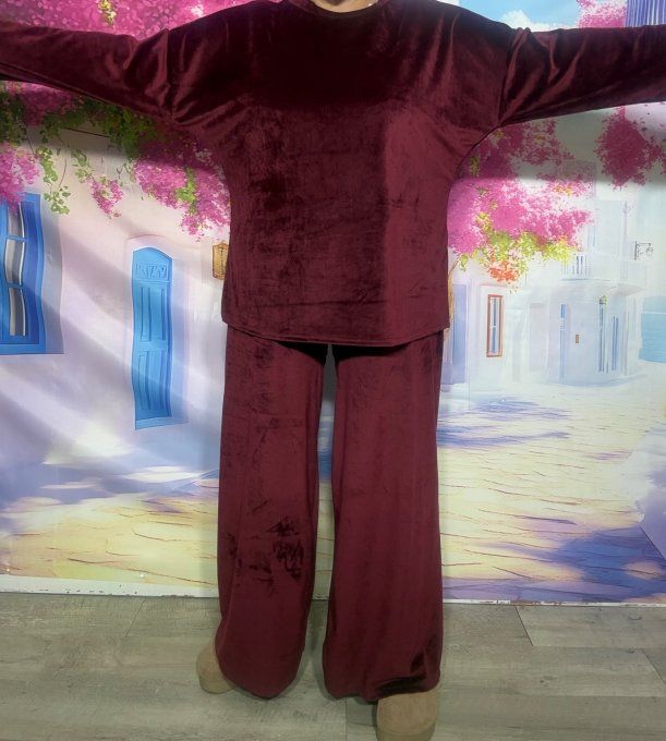 Pyjama ou ensemble "cocooning" velours ras Grenat Douceur ++++ du 40 au 52