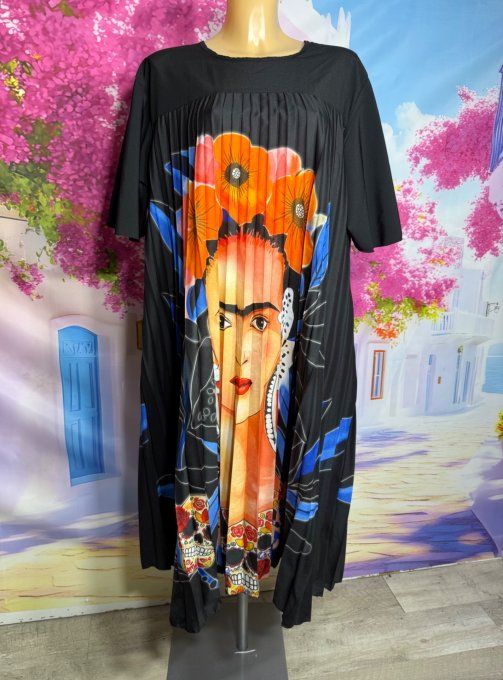 Robe mi-longue plissée noire Frida Kahlo Fleurs oranges du 40 au 52 