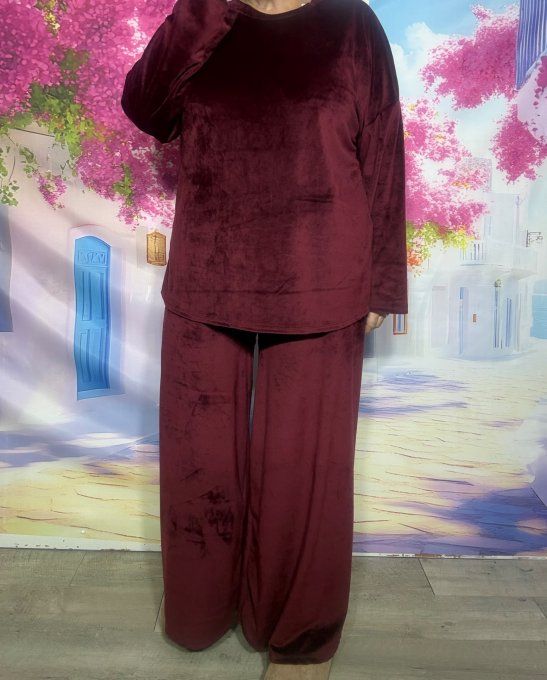 Pyjama ou ensemble "cocooning" velours ras Grenat Douceur ++++ du 40 au 52