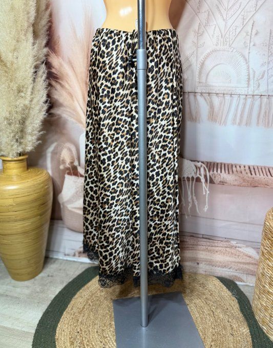 Jupe longue ample satinée Léopard camel et dentelle noire du 40 au 48