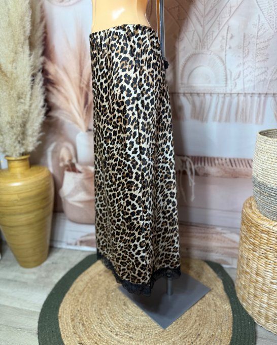 Jupe longue ample satinée Léopard camel et dentelle noire du 40 au 48
