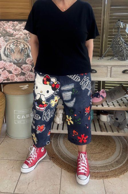 pantacourt (dit magique) effet jeans brut Hello Kitty du 40 au 50/52 