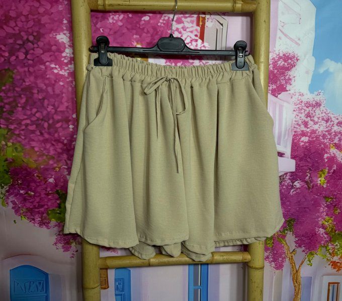 Ensemble beige Tunique ample + short cuisses larges taille élastiquée confort +++ du 40 au 50