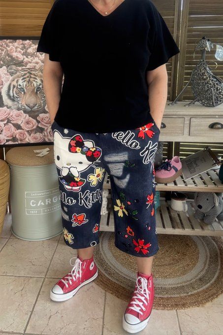 pantacourt (dit magique) effet jeans brut Hello Kitty du 40 au 50/52 