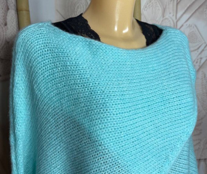 Pull court croisé vert d'eau douceur +++ (du 40 au 52) ou en version "chauffe-épaule" jusqu'au 58/60