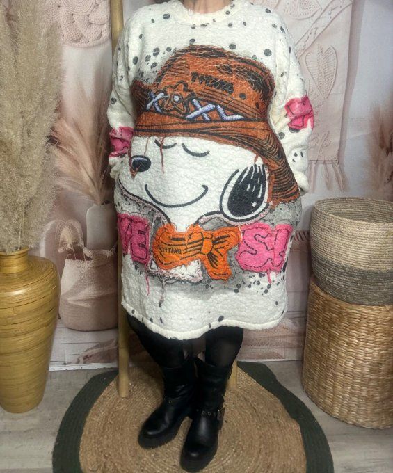 Robe courte ou Sweat long polaire duveteuse crème Snoopy Cowboy du 40 au 50/52 
