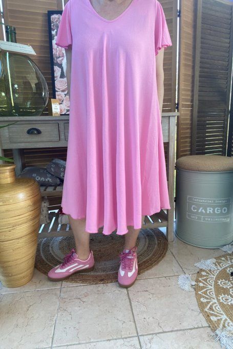 Robe trapèze asymétrique rose poudré manches courtes volantées du 40 au 52/54 