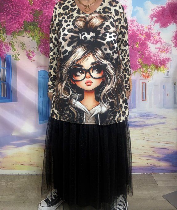 Tee-shirt oversize manches longues lycra Léopard La jolie fillette à lunettes du 40 au 54  