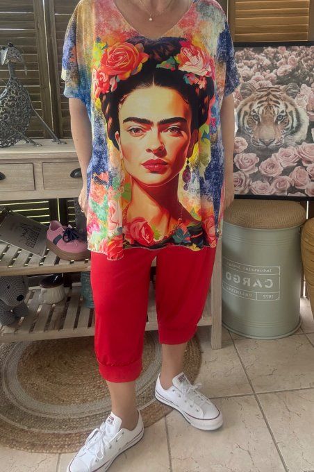 Top fin ample multicolore Frida Kahlo aux Fleurs du 40 au 52