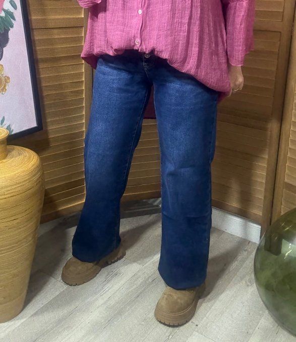 Jeans Straight Legs Brut coupe droite boutons bijoux stretch ++ (42/46 ou 44/48)