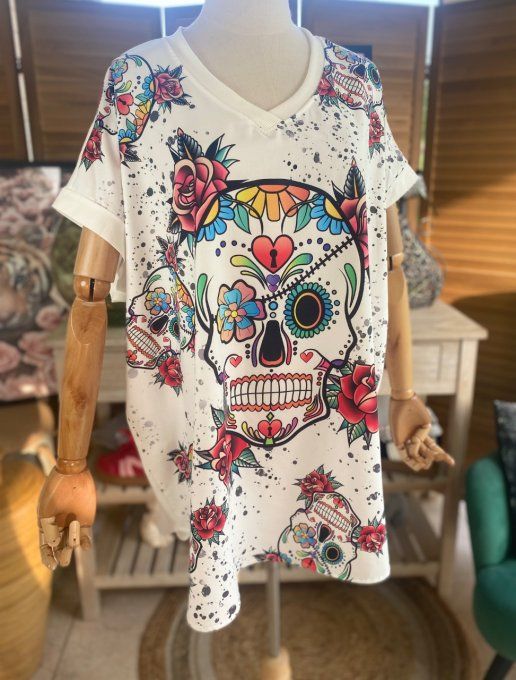 Top ample blanc Mexican Skulls & Red Roses du 42 au 52/54