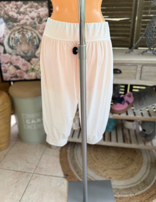 Pantalon corsaire / pirate blanc stretch ++++ du 38 au 48