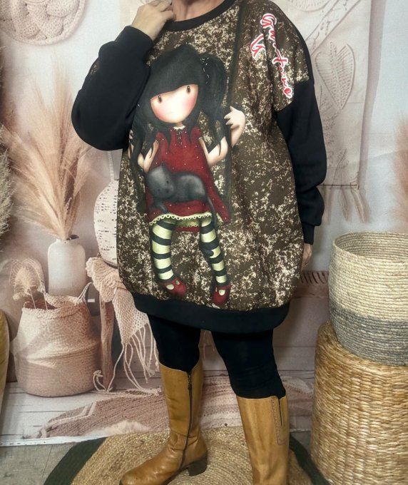 Sweat ample noir molletonné Gorjuss Winter Doll & son chat du 40 au 52 