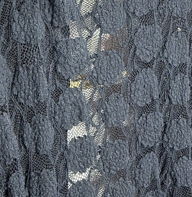 Gilet trapèze ample dentelle florale noire manches réglables  confort +++ du 40 au 54 et même +