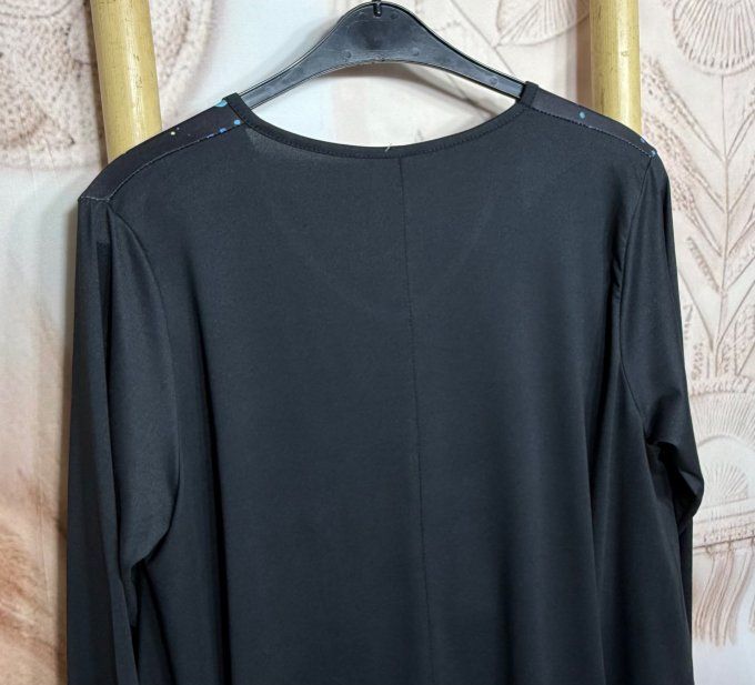 Top trapèze noir manches longues Le Papillon multicolore du 42 au 56/58