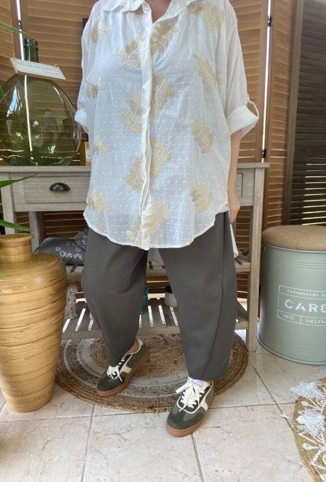 Chemise asymétrique voile de coton crème feuilles brodées dorées or du 42 au 52/54