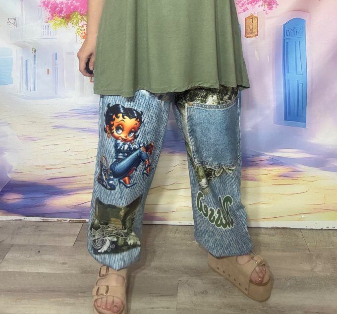 Panta-jogg effet jeans stone clair délavé Pretty Fashion Betty Boop stretch +++ du 40 au 52/54 