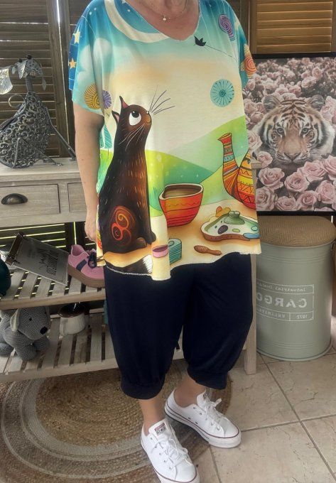 Top fin ample multicolore Tea Time avec le chat du 40 au 52 