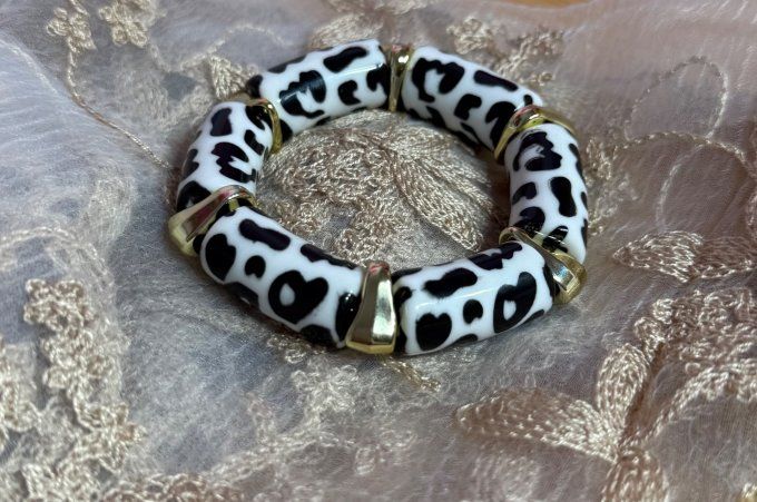 Bracelet élastiqué perles tubes acrylique Léopard blanc et noir Doré Chic +++