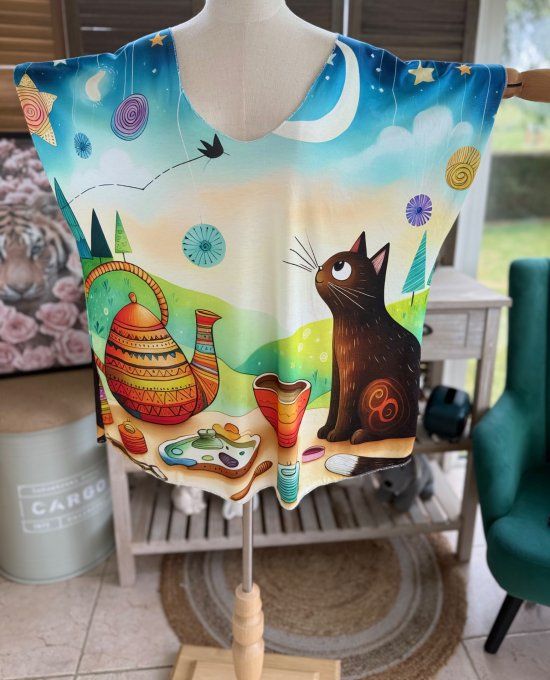 Top fin ample multicolore Tea Time avec le chat du 40 au 52 