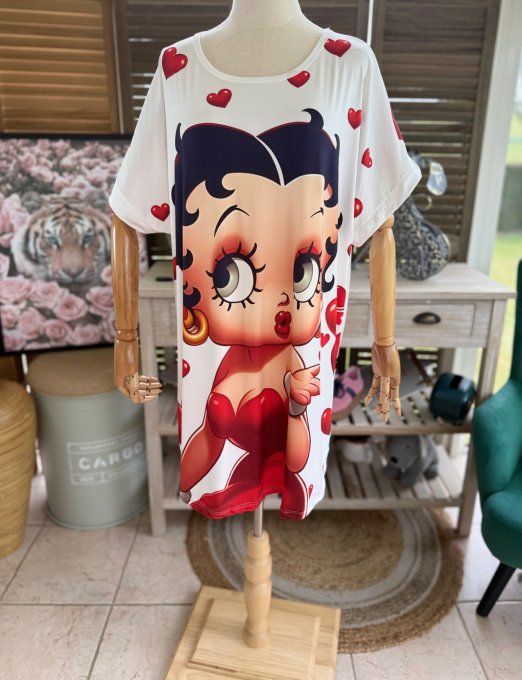 Tunique longue ou robe courte blanche Betty Boop Coeurs rouges du 40 au 50/52 