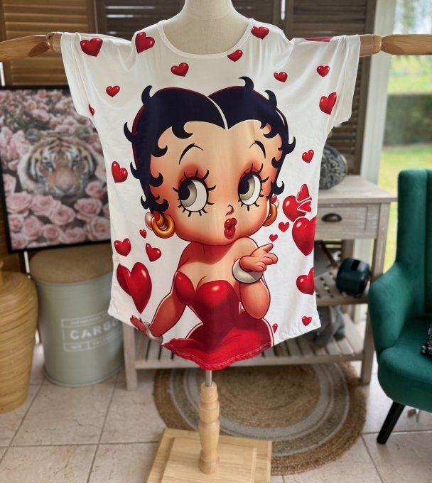 Tunique longue ou robe courte blanche Betty Boop Coeurs rouges du 40 au 50/52 