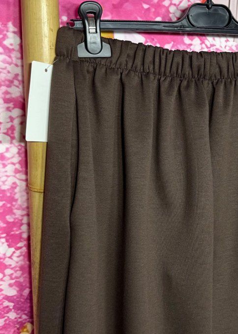 Pantalon Hope Chocolat coupe "Barrel" cuisses amples chevilles élastiquées confort ++ du 40 au 50/52