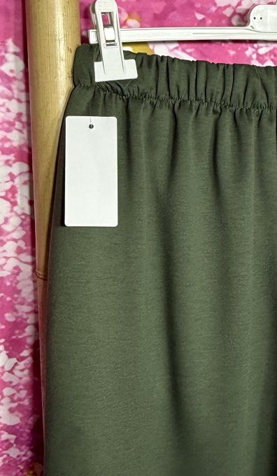 Pantalon Hope Kaki coupe "Barrel" cuisses amples chevilles élastiquées confort +++ du 40 au 50/52