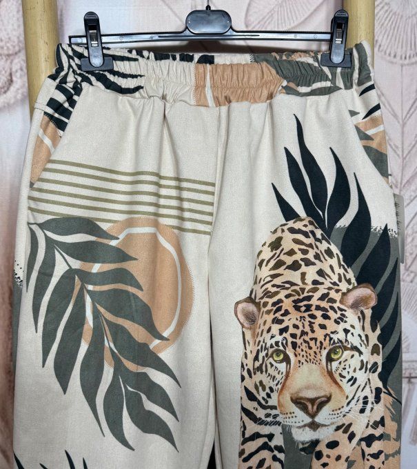 pantalon façon jogg  suédine beige Le Tigre Jungle Spirit confort ++++ du 38 au 46/48 