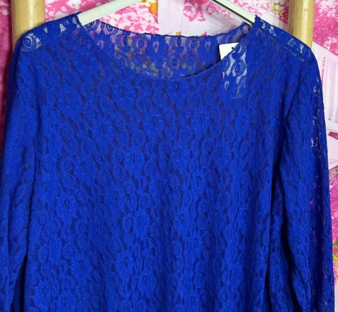 Top asymétrique dentelle Bleu Royal manches longues confort +++ du 40 au 52/54