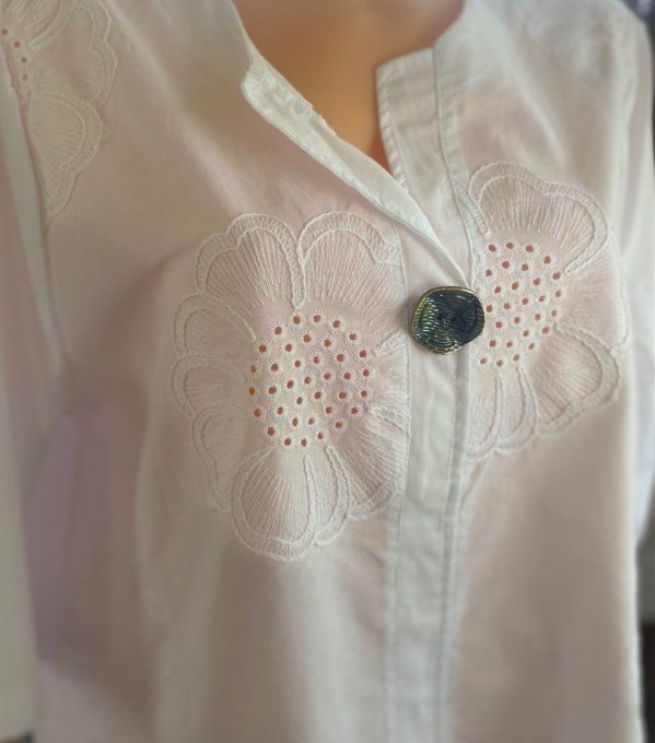 Blouse blanche broderie fleurs manches 3/4 du 34 au 42/44
