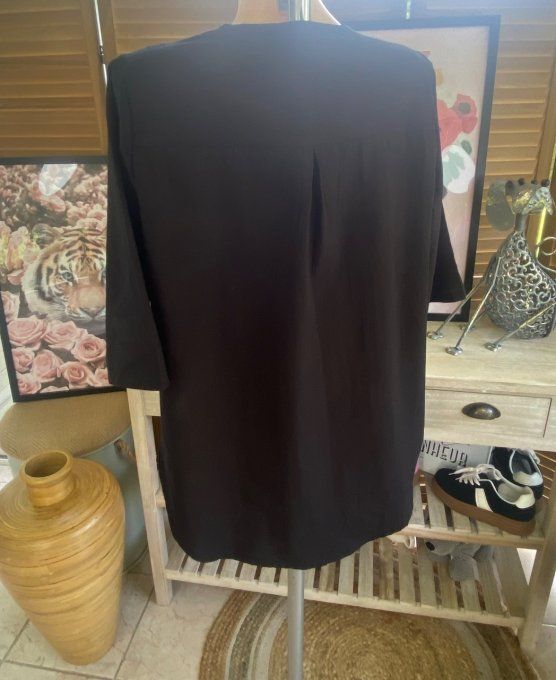 Blouse noire broderie fleurs manches 3/4 du 34 au 42/44
