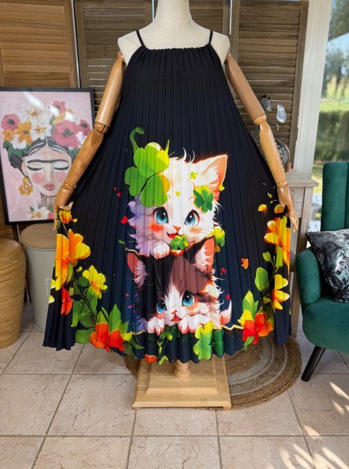 Robe longue plissée bretelles ajustables noire Le Duo de Chats Malicieux du 38 au 48/50 