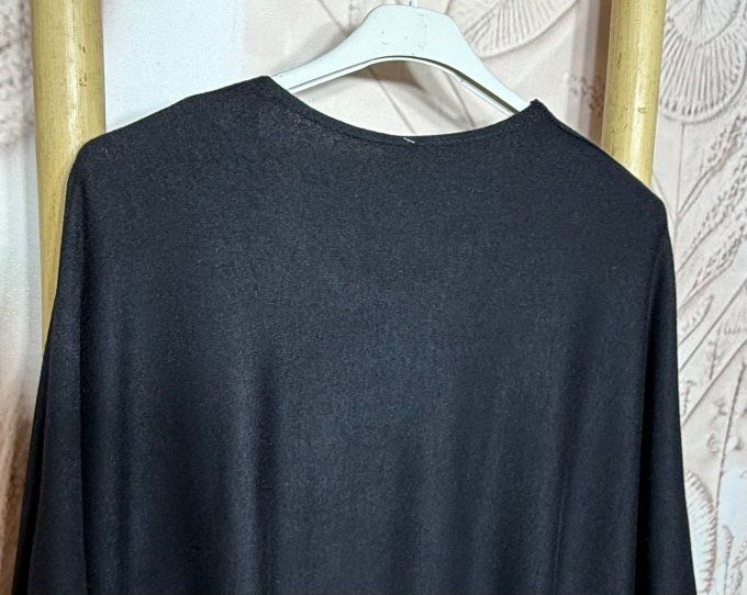 Tunique oversize noire mi-longue manches chauve-souris douceur +++ du 42 au 54/56