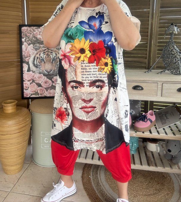 Tunique longue ou robe courte blanche Frida Kahlo Street Art du 40 au 50/52 