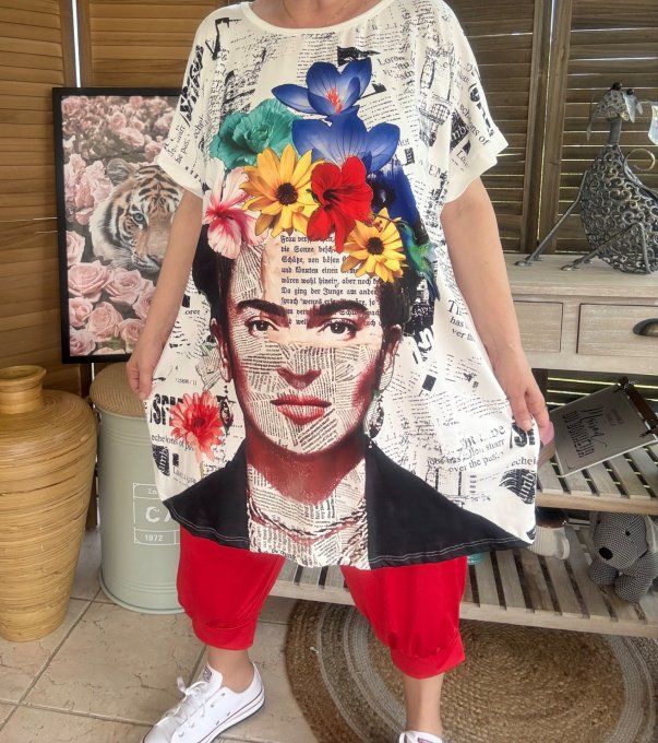 Tunique longue ou robe courte blanche Frida Kahlo Street Art du 40 au 50/52 